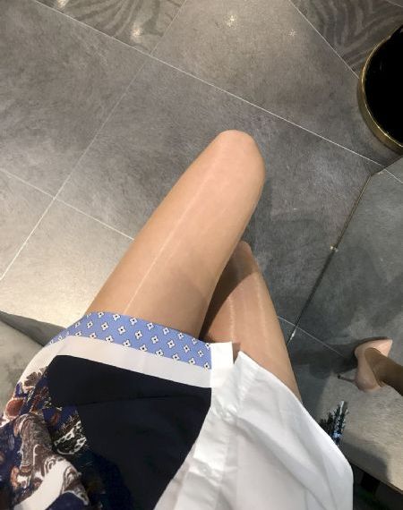 三男玩一女三A片-清晰版高清免费观看